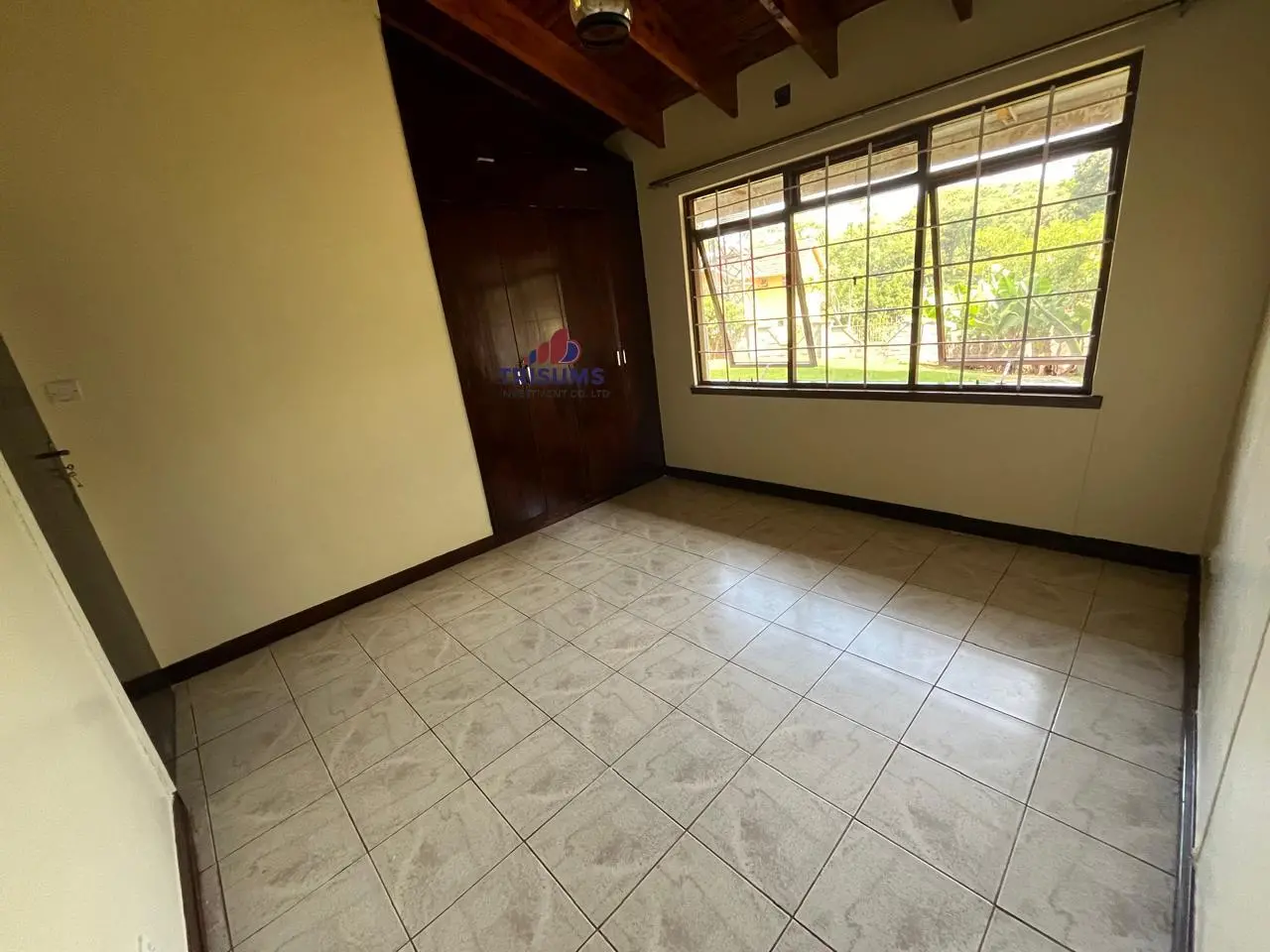 Commercial office spaces to let in Runda